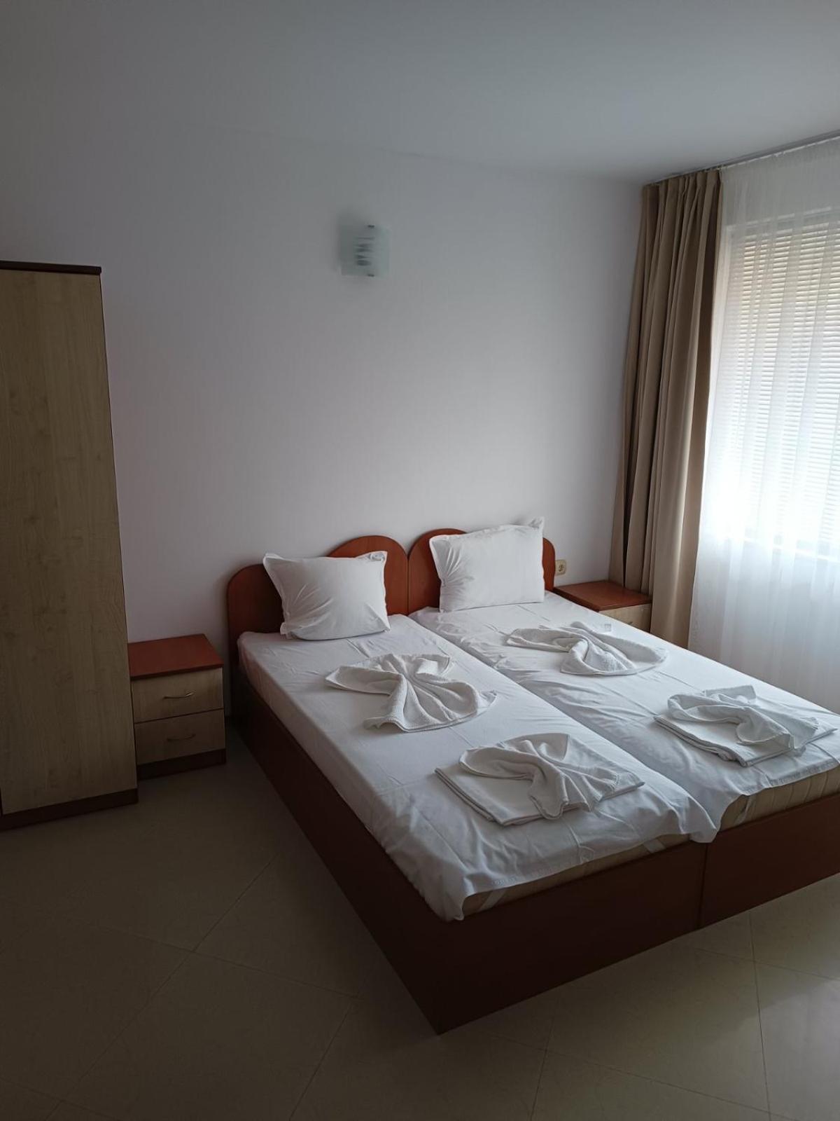 Guest House Ralitsa Pomorie Exterior photo